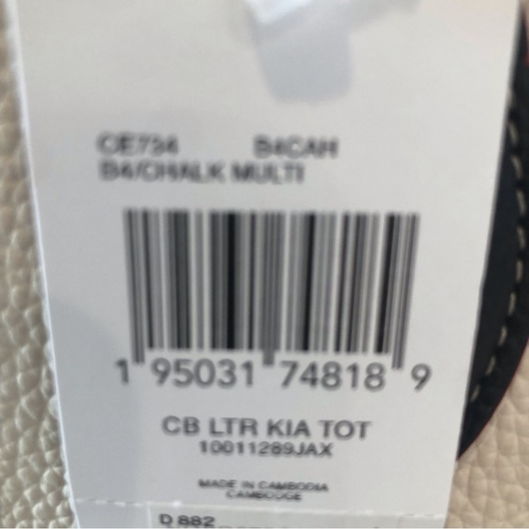 NWT COACH Tote Spring 2023 - Picture 9 of 11